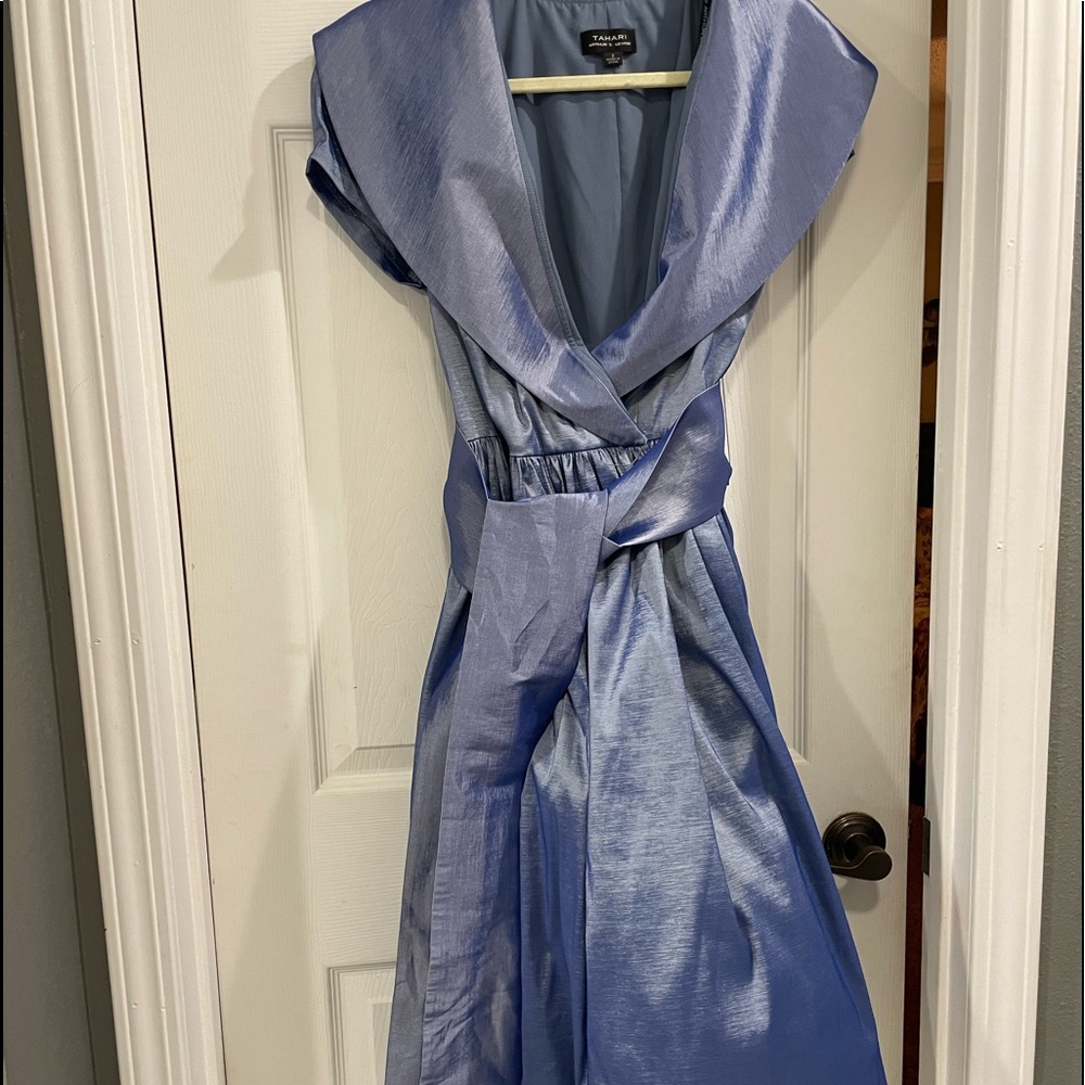 NEVER EVER WORN Tahari ASL dress!